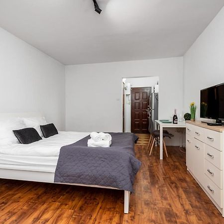 Warsaw Apartments Dyminska 6 Street Екстер'єр фото